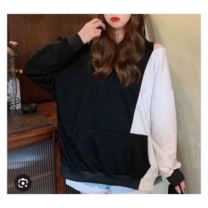 NEW LIE Sweatshirt Irene Red Velvet Color Block Black & White Sweatshirt Size S